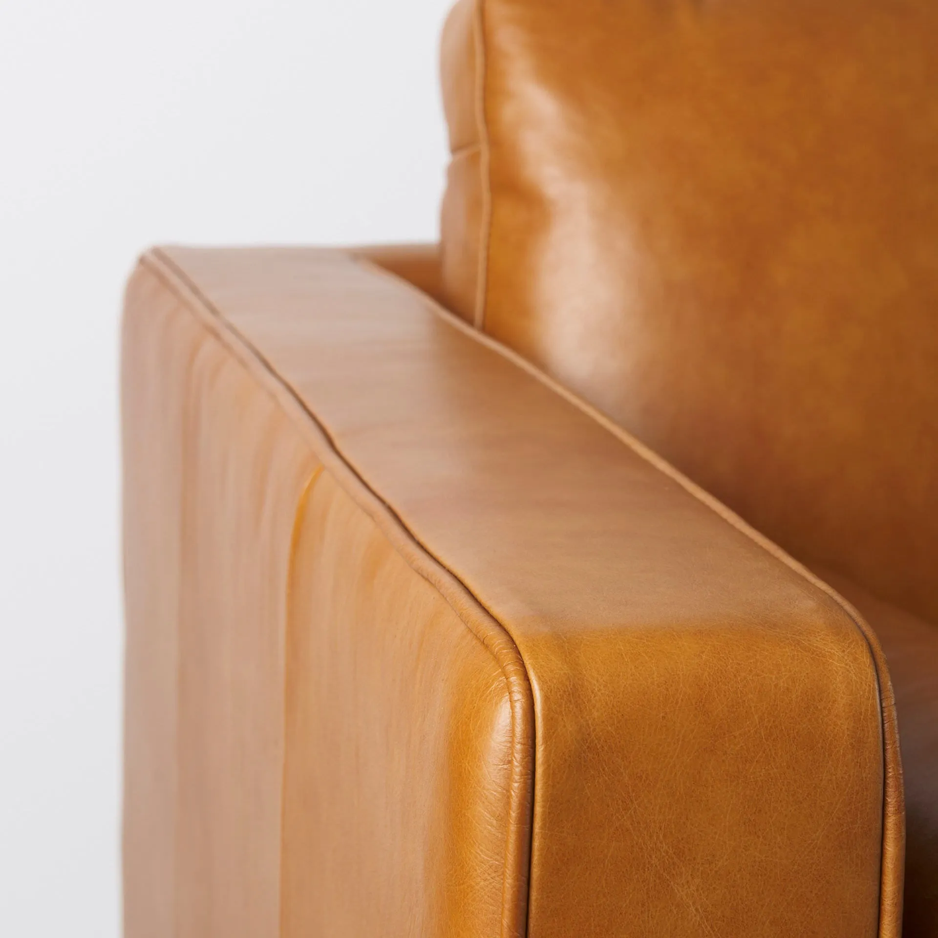 Arne Sofa in Tan Leather