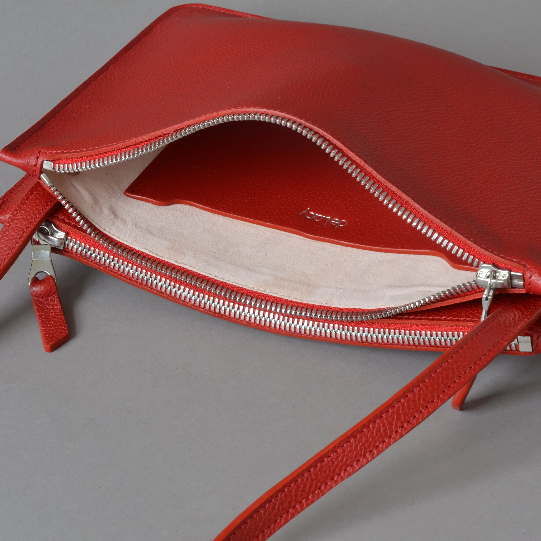 Colette Radiant Red