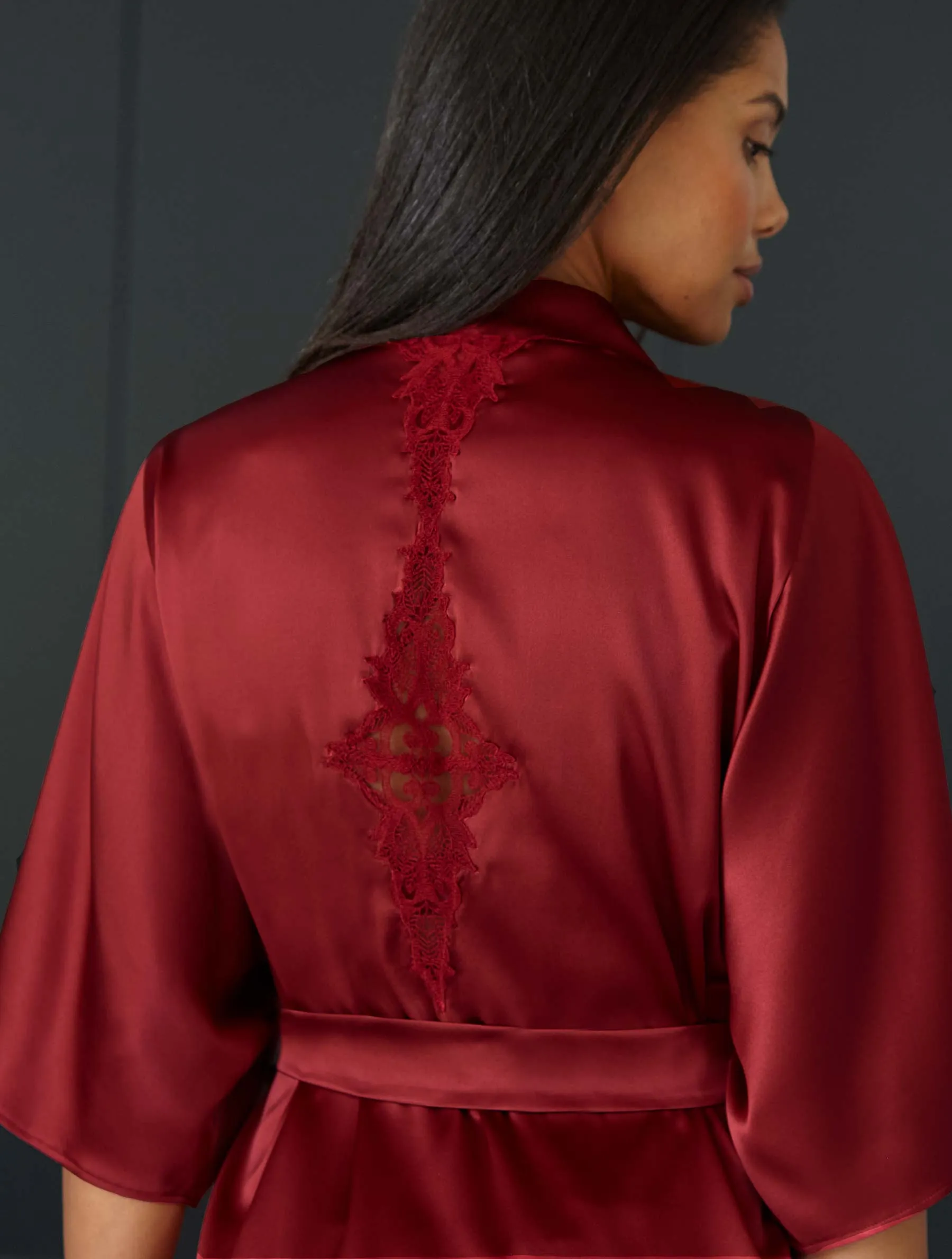 Gisele Silk Robe