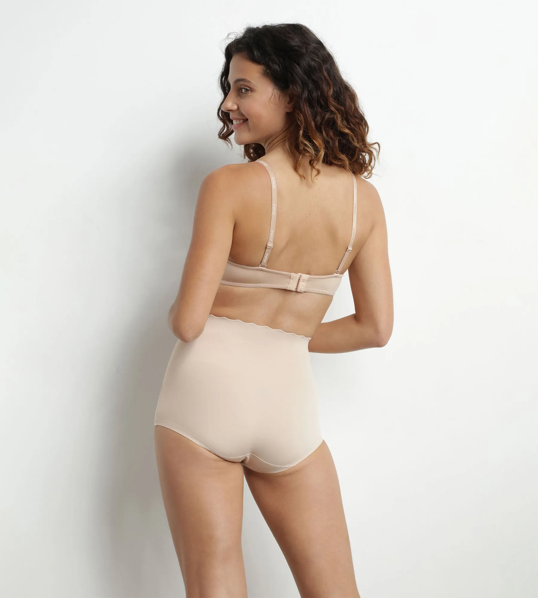 Soutien-gorge bandeau sans armatures new skin InvisiFree de Dim