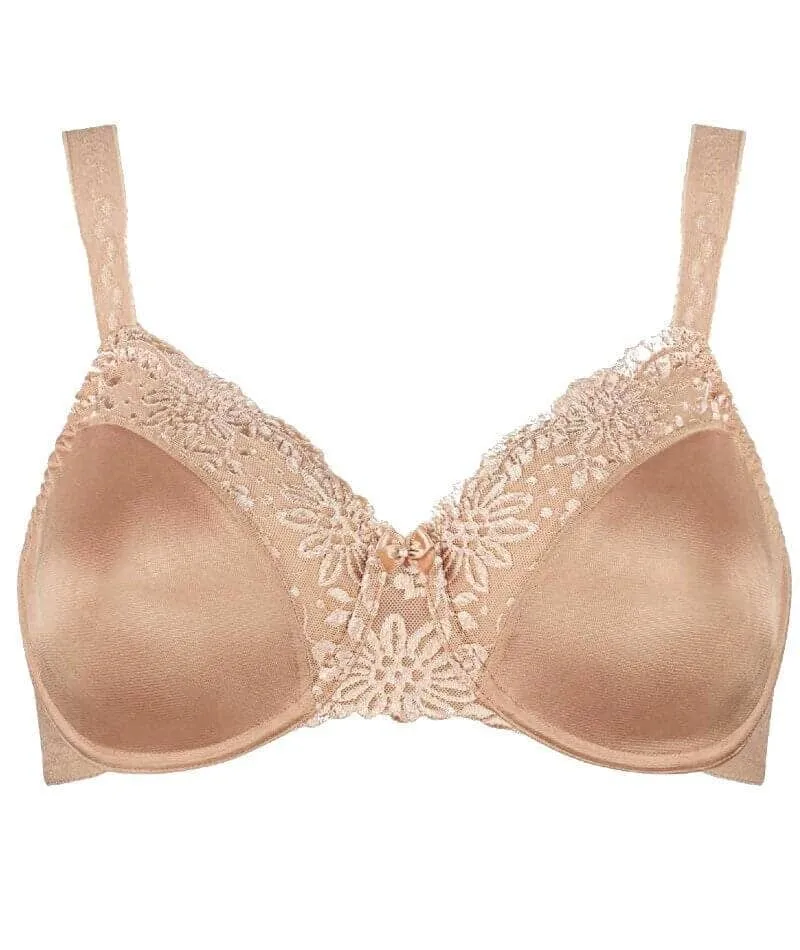 Triumph Ladyform Soft Minimizer Bra - Smooth Skin